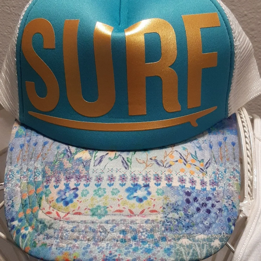 Natural Life Trucker Hat - Picture 3 of 6